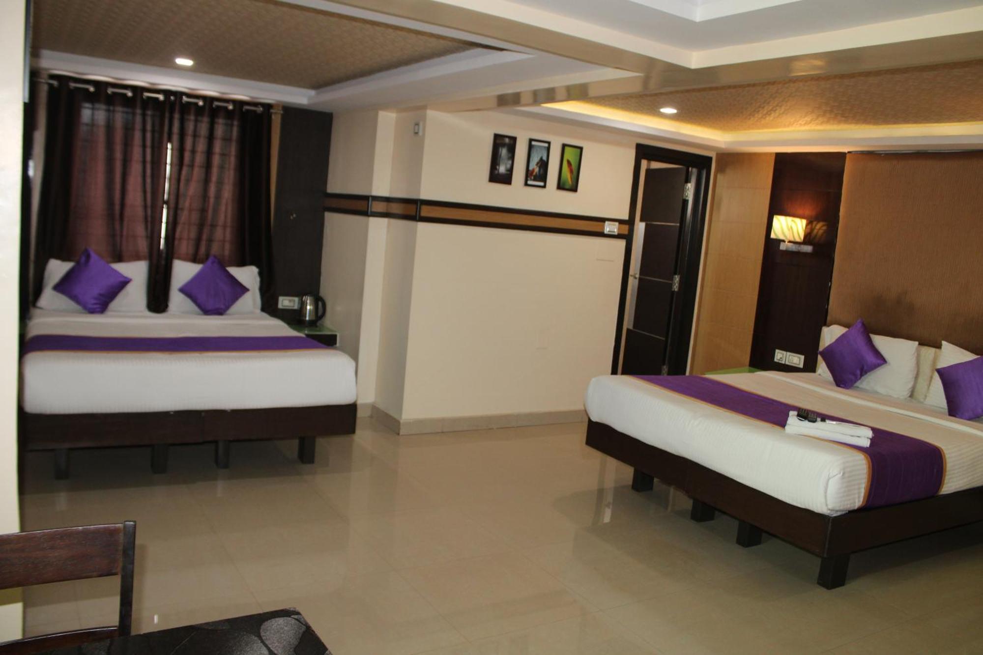 Vp International Hotel Bangalore Buitenkant foto